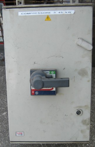 Interruptor con fusibles y caja elèctrica - Plastin Gold