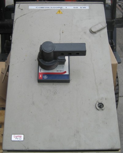 Caja con interruptor y fusibles 160 Amperios - Plastin Gold