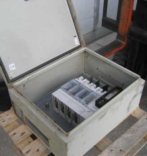 Cassette con interruptor 3 fases - Plastin Gold