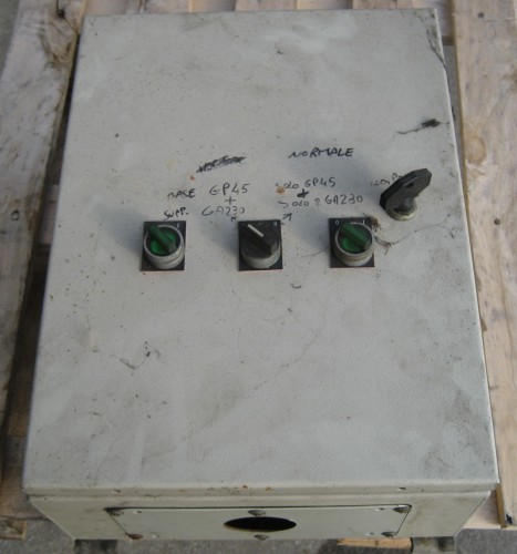 Quattro elettrico comando di Tre compressori - Plastin Gold